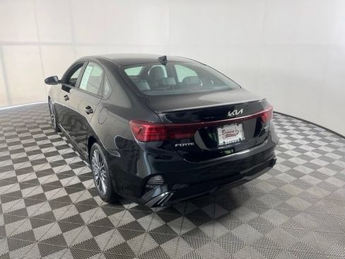 Used 2023 Kia Forte GT-Line w/ GT-Line Technology Package FWD image 5