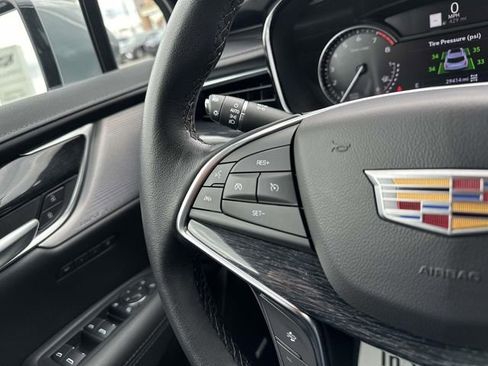 Certified 2023 Cadillac XT5 Premium Luxury AWD/4WD image 40