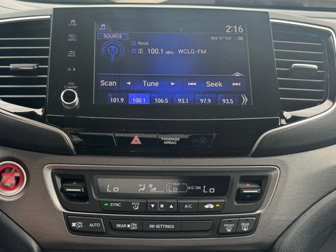 Used 2023 Honda Ridgeline Sport image 31
