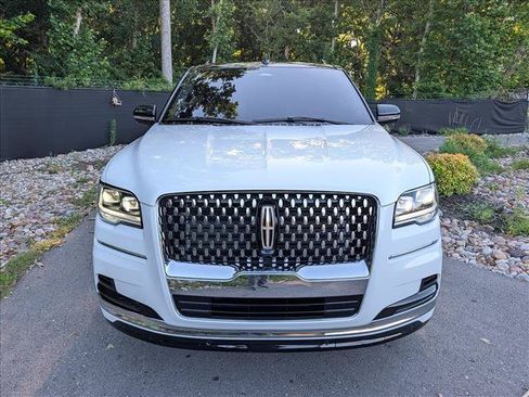 Certified 2024 Lincoln Navigator Black Label AWD/4WD image 8