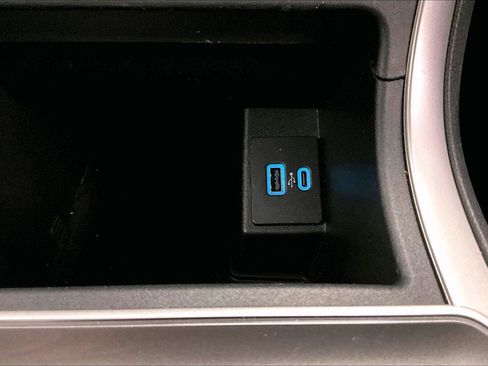 Certified 2024 Ford Edge SEL w/ Convenience Package image 31