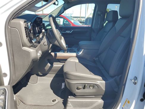 New 2026 GMC Sierra 1500 SLT w/ SLT Premium Package image 11