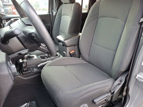 Used 2019 Jeep Wrangler Unlimited Sport S image 12