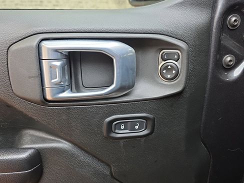 Used 2021 Jeep Wrangler Unlimited Rubicon 4xe w/ Cold Weather Group image 25