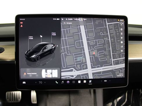 Used 2023 Tesla Model 3 Performance image 8