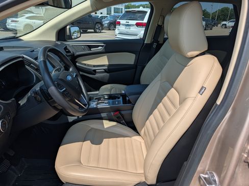 Used 2020 Ford Edge SEL w/ Convenience Package AWD/4WD image 7