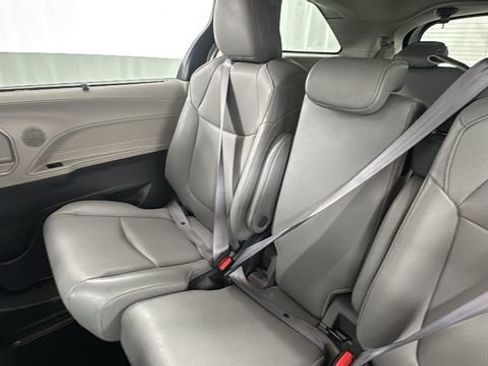 Used 2024 Toyota Sienna XLE image 14