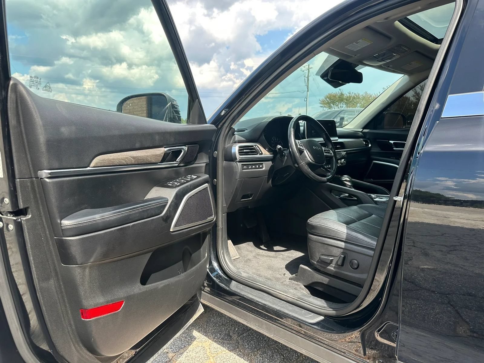 Used 2022 Kia Telluride EX FWD image 8