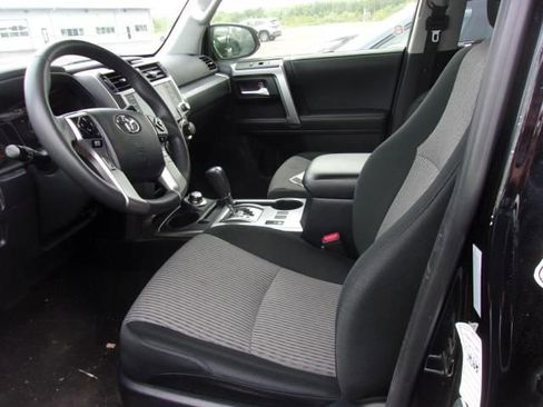 Used 2024 Toyota 4Runner SR5 AWD/4WD image 3