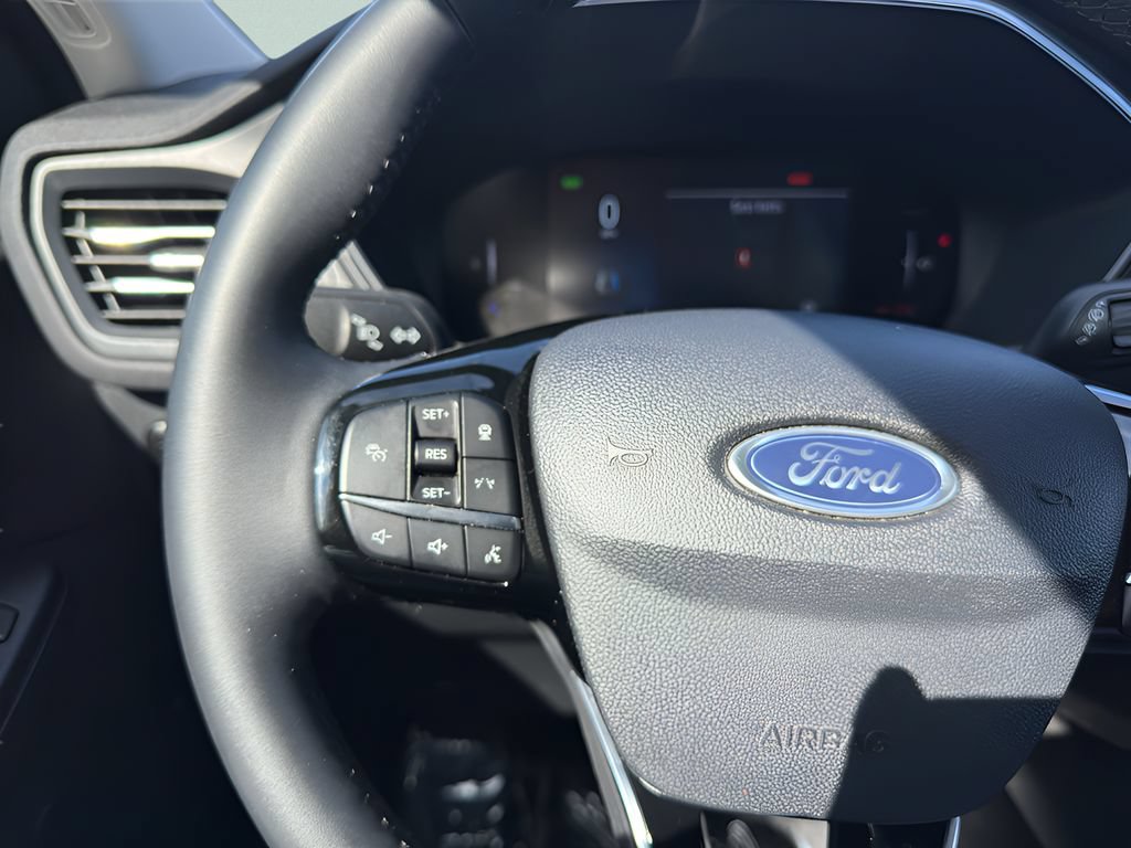 Used 2025 Ford Escape SE FWD image 20