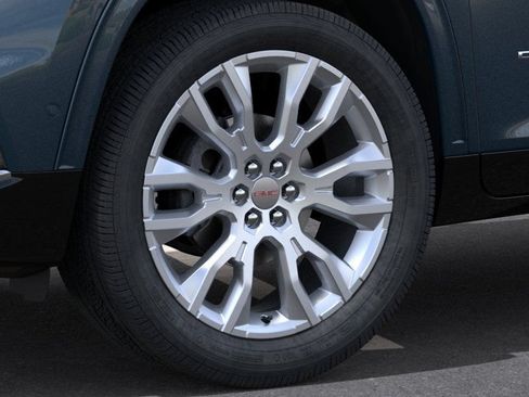 New 2026 GMC Acadia Denali w/ Super Cruise Package FWD image 9