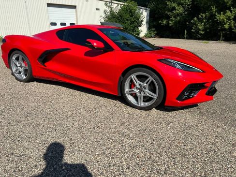 Used 2023 Chevrolet Corvette Stingray Premium Cpe w/ Battery Protection Package RWD image 4
