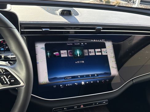 Used 2024 Mercedes-Benz E 350 E 350 image 23