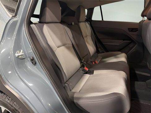 Used 2024 Subaru Crosstrek 2.0i Premium image 32