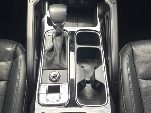 Used 2024 Kia Telluride S w/ S Sunroof Package FWD image 39