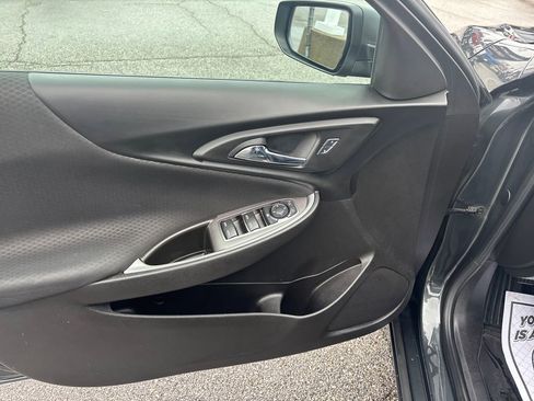 Used 2017 Chevrolet Malibu LS image 15