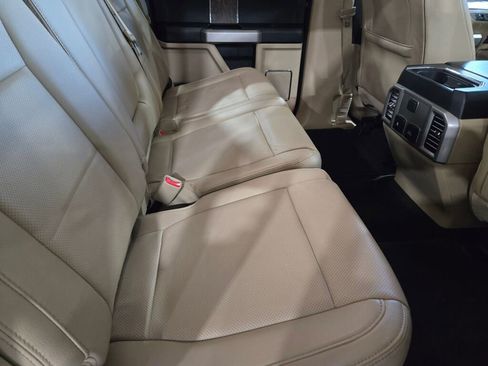 Used 2017 Ford F250 Lariat w/ Chrome Package image 12