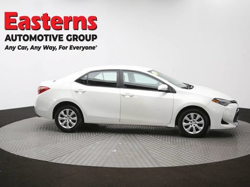 Used 2019 Toyota Corolla LE FWD image 48