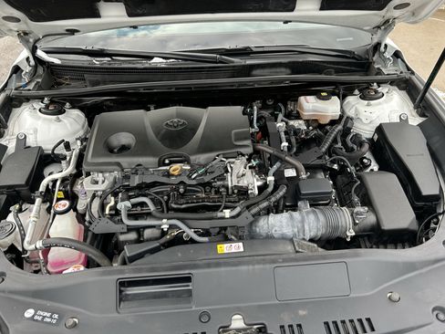 Used 2020 Toyota Avalon XLE image 28