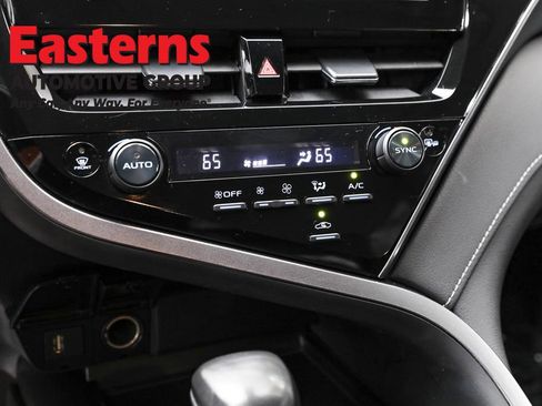 Used 2024 Toyota Camry SE FWD image 19