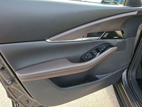 Used 2025 MAZDA CX-30 AWD 2.5 S w/ Premium Package image 13