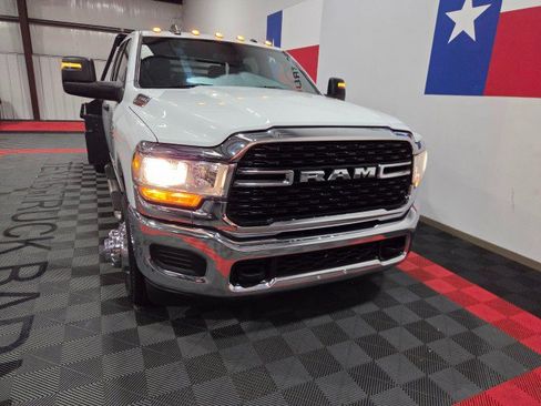 Used 2024 RAM 3500 SLT w/ Quick Order Package 2YG SLT AWD/4WD image 22