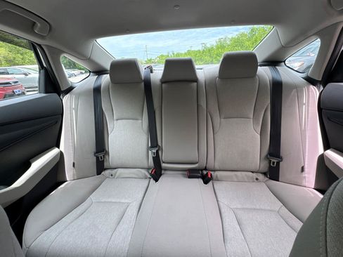 Used 2024 Honda Accord EX image 27