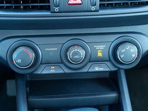 Certified 2024 Kia Forte LXS image 17