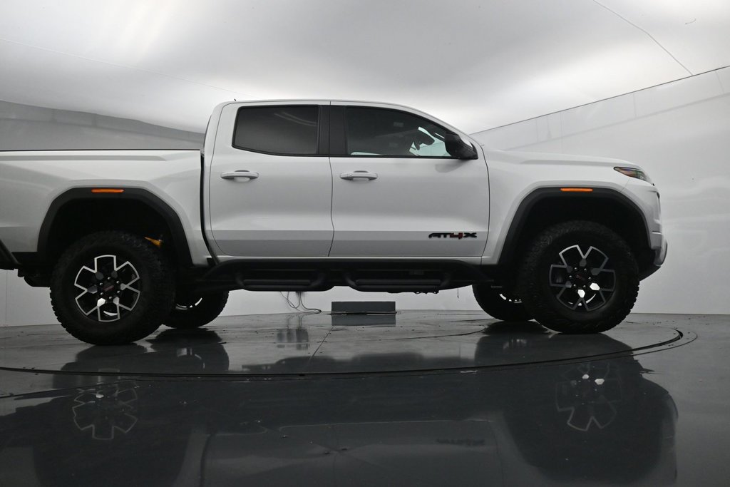 Used 2024 GMC Canyon AT4X AWD/4WD image 38