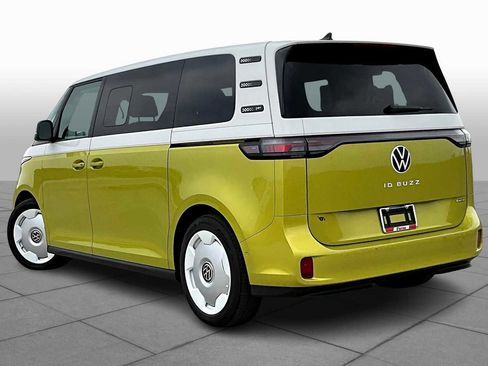 New 2025 Volkswagen ID. Buzz 1st Edition image 12