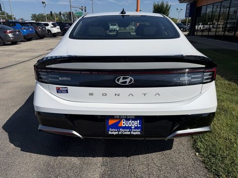 Used 2026 Hyundai Sonata SEL FWD image 4