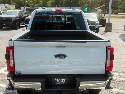 Used 2023 Ford F250 Lariat w/ FX4 Off-Road Package AWD/4WD image 6