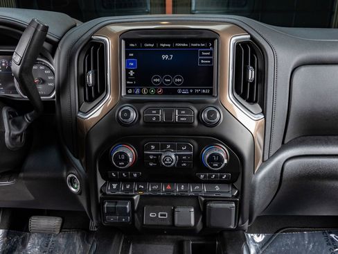 Used 2023 Chevrolet Silverado 3500 High Country w/ Z71 Off-Road Package image 24