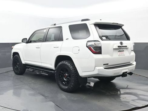 Used 2023 Toyota 4Runner SR5 Premium w/ Moonroof Package AWD/4WD image 3