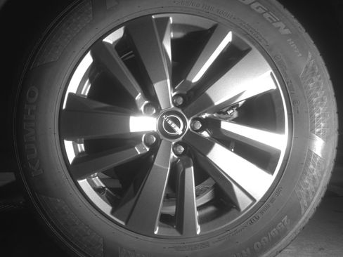 Used 2025 Nissan Pathfinder SV AWD/4WD image 14