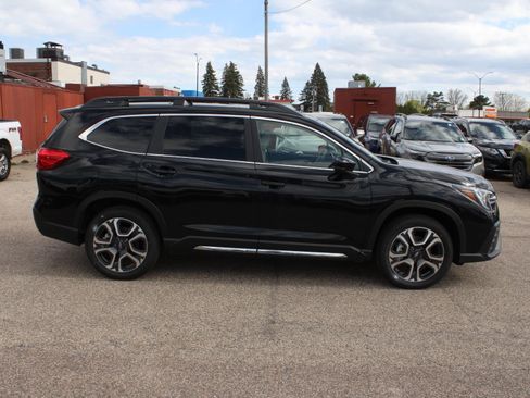 New 2026 Subaru Ascent Limited AWD/4WD image 4