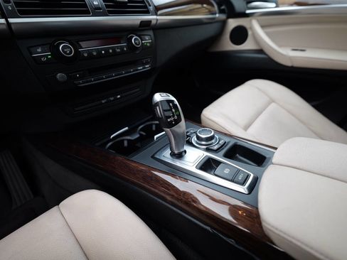 Used 2011 BMW X5 xDrive35i image 47