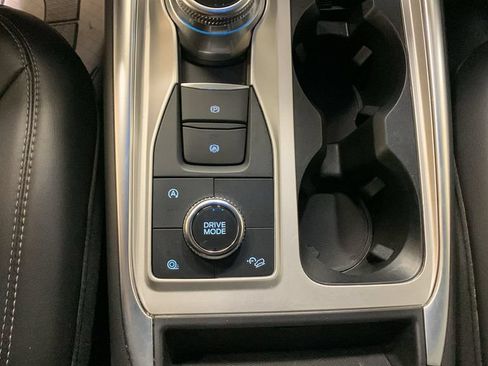 Used 2024 Ford Explorer XLT w/ Equipment Group 202A AWD/4WD image 42
