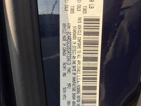 Used 2013 Dodge Grand Caravan SXT image 31