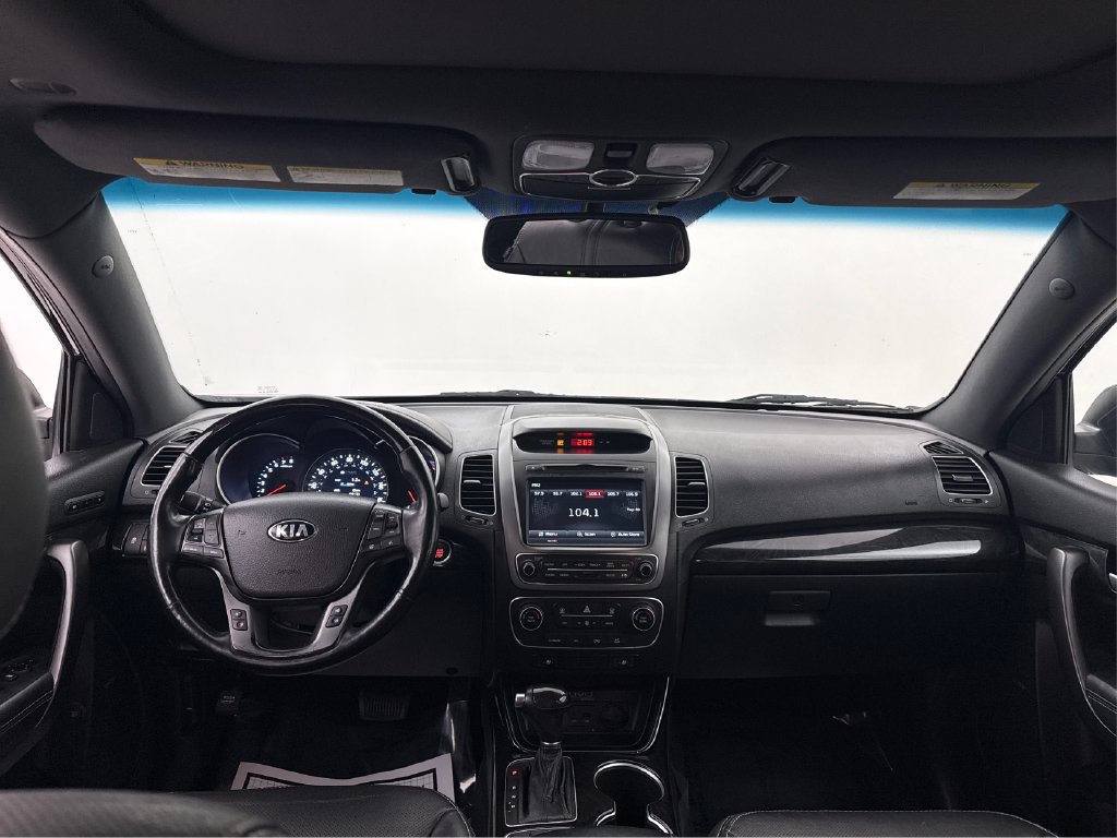 Used 2014 Kia Sorento SX w/ 3rd Row Package AWD/4WD image 38