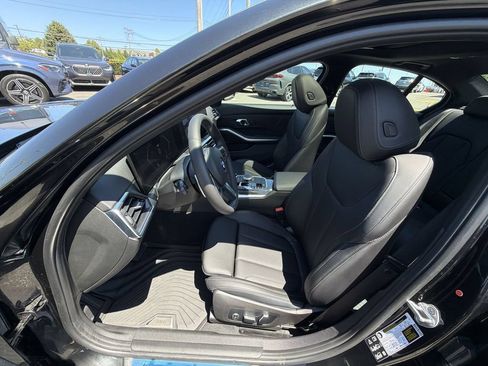 Used 2024 BMW 330i xDrive Sedan w/ M Sport Package AWD/4WD image 19