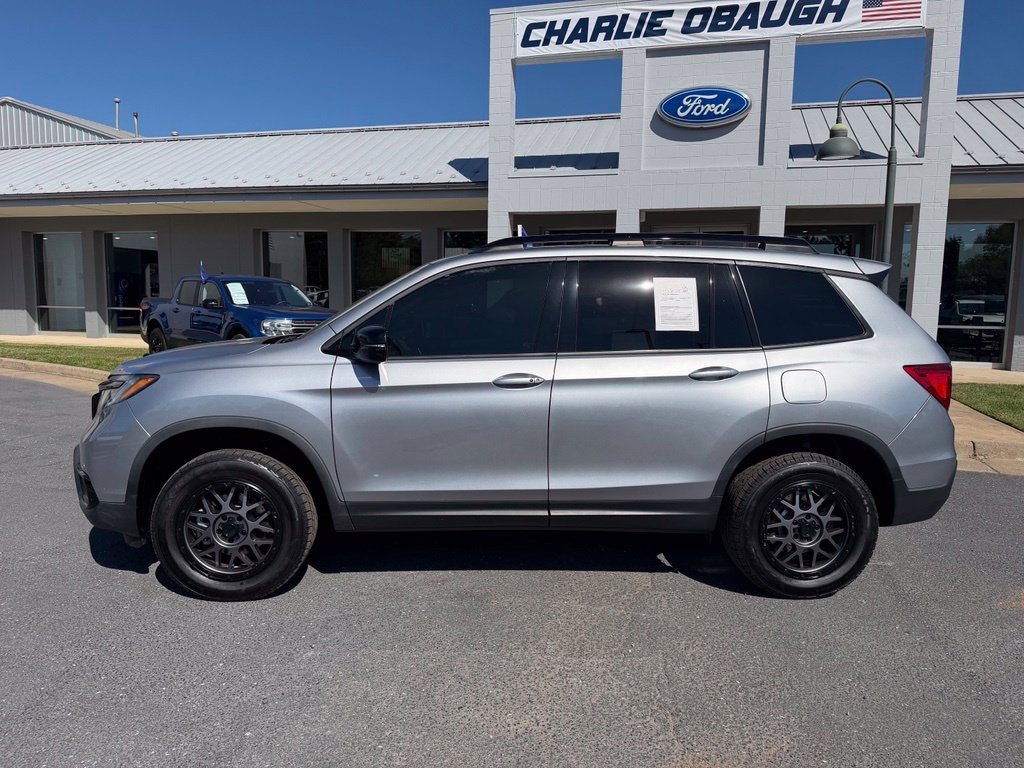 Used 2019 Honda Passport Elite image 2