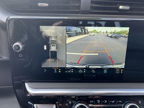 Used 2022 GMC Sierra 1500 Denali AWD/4WD image 15