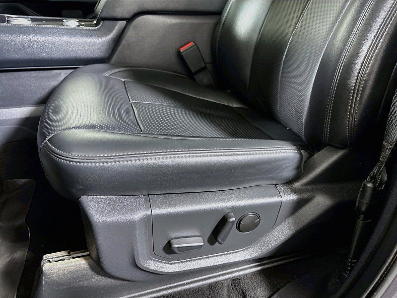 Used 2024 Ford Expedition XLT AWD/4WD image 21