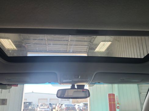 Used 2012 Toyota Avalon image 19