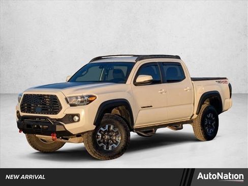 Used 2020 Toyota Tacoma TRD Off-Road image 1