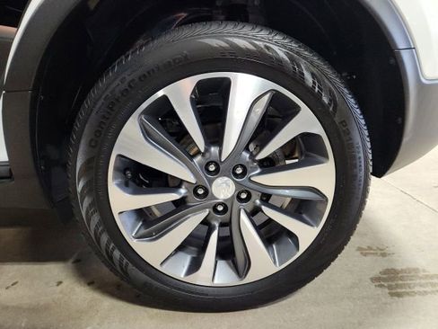 Used 2022 Buick Encore Preferred w/ Safety Package image 26