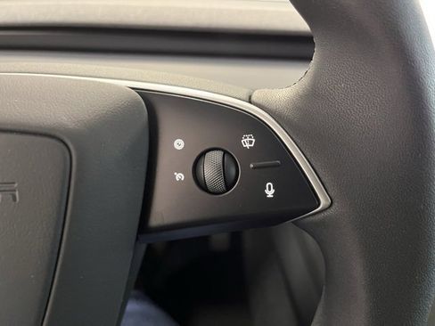 Used 2025 Tesla Model 3 Long Range image 23