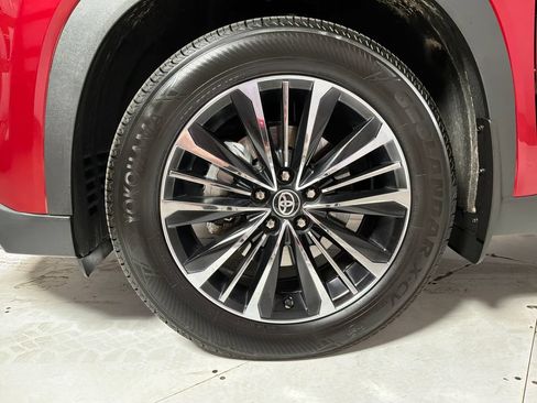 Used 2026 Toyota Grand Highlander AWD Hybrid image 9