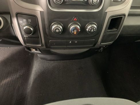 Used 2014 RAM 1500 Express image 22